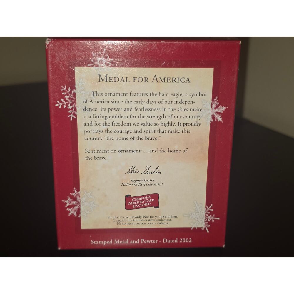 2002 Hallmark Keepsake Ornament Medal For America Metal Pewter NIB - Picture 2 of 4